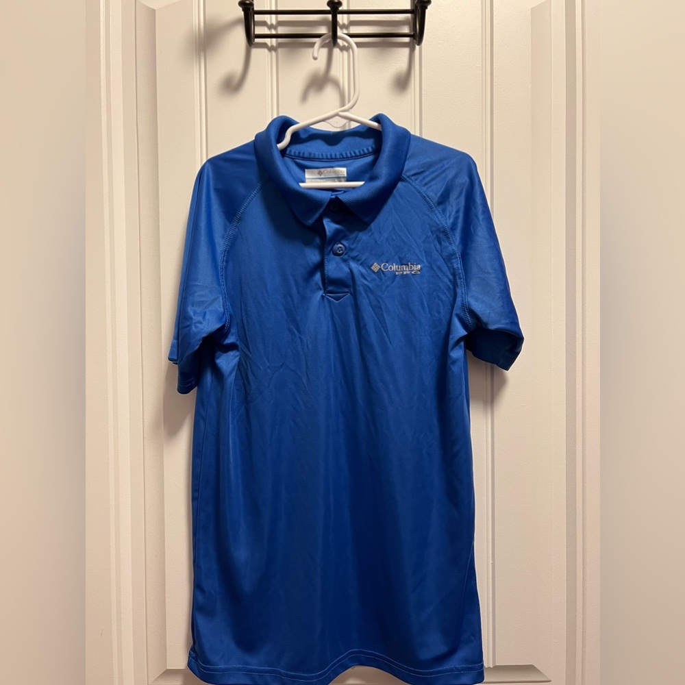 Boys Columbia dri-fit shirt.